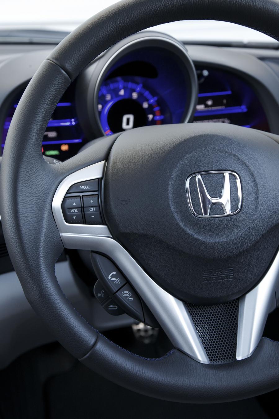  Honda CR-Z 2010 года  (UK) (фото 4 из 26)